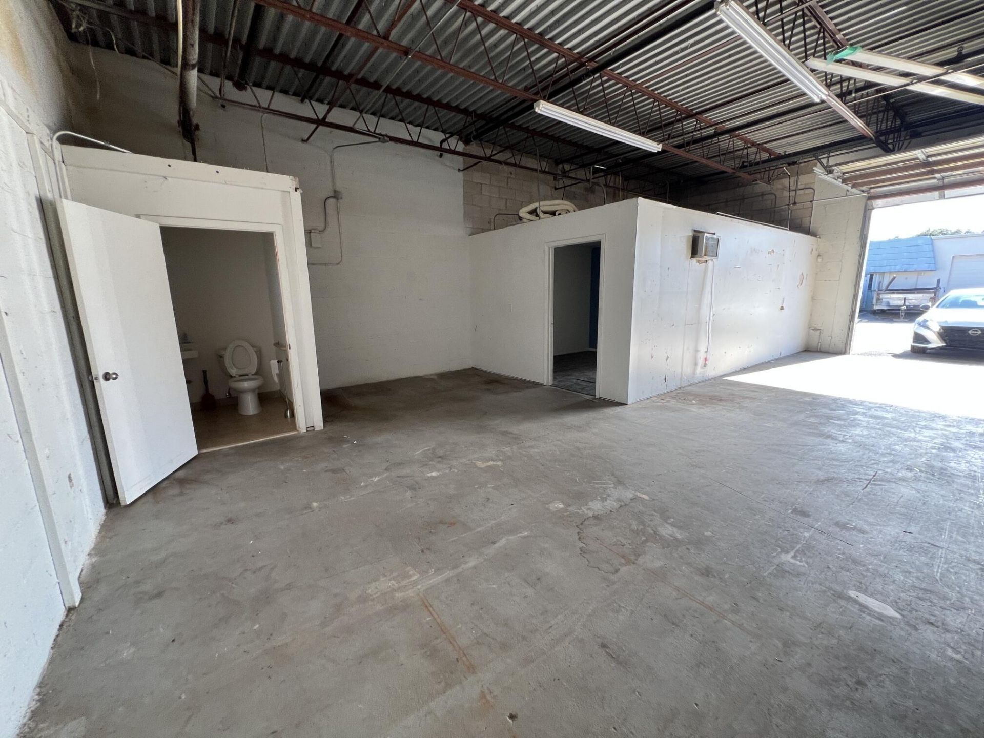 3885 Investment Lane, Unit 4 + 5, West Palm Beach, FL 33404 Photo