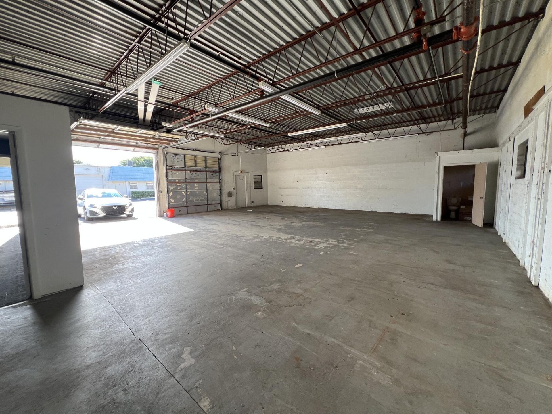 3885 Investment Lane, Unit 4 + 5, West Palm Beach, FL 33404 Photo