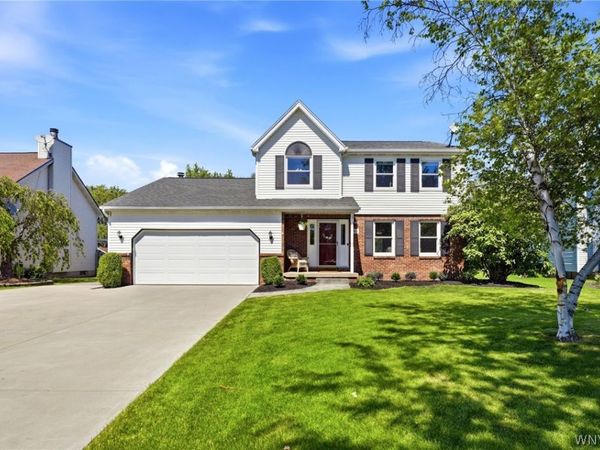 269 Cardinal Lane , Grand Island, NY 14072
