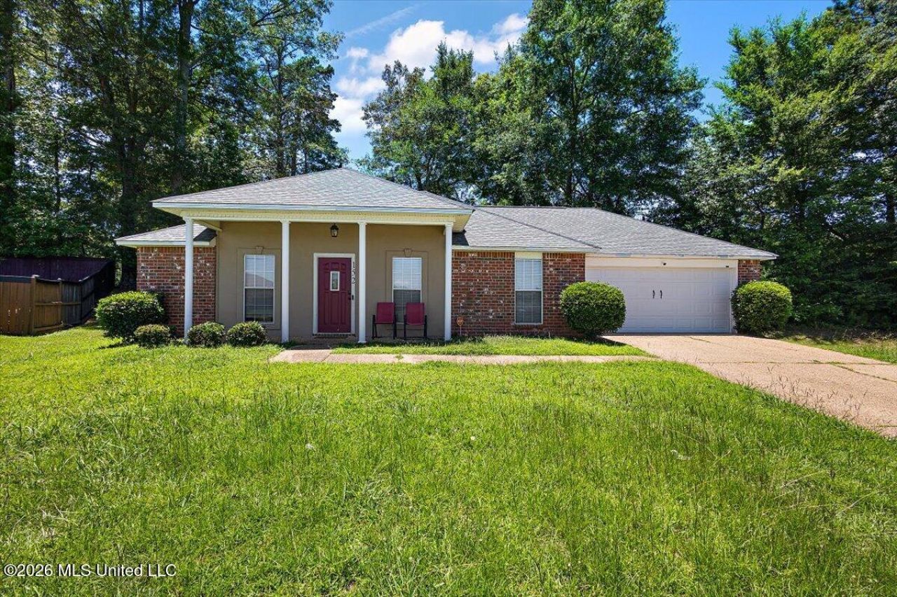 152 Brooklynn Street, Byram, MS 39272 Main Photo