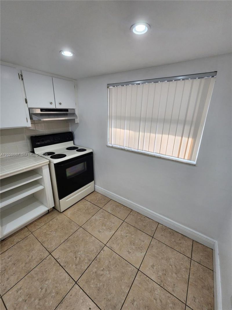 461 NW 107 Ave, Unit 102, Miami, FL 33172 Photo