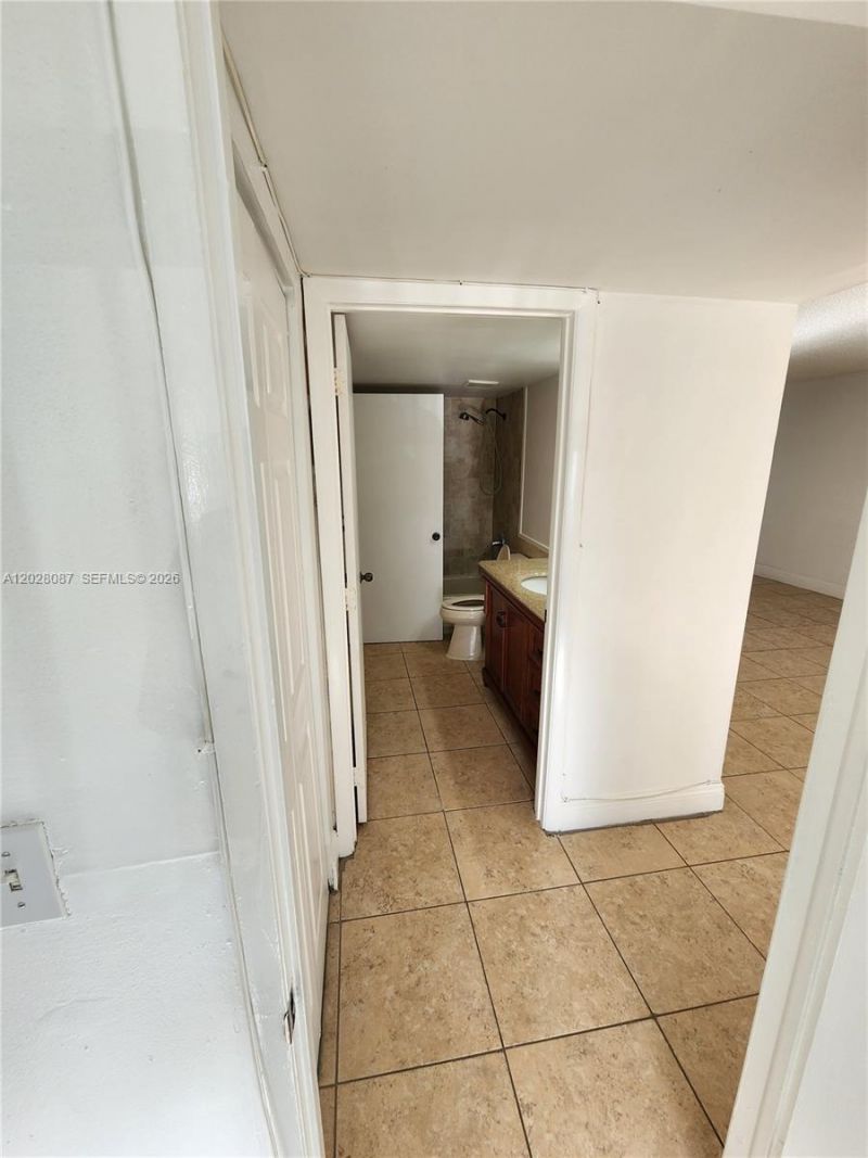 461 NW 107 Ave, Unit 102, Miami, FL 33172 Photo