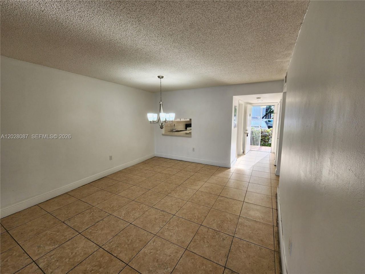 461 NW 107 Ave, Unit 102, Miami, FL 33172 Photo