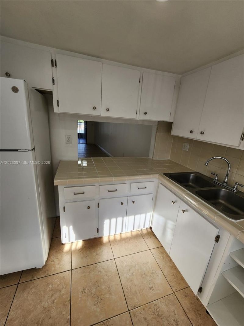 461 NW 107 Ave, Unit 102, Miami, FL 33172 Photo