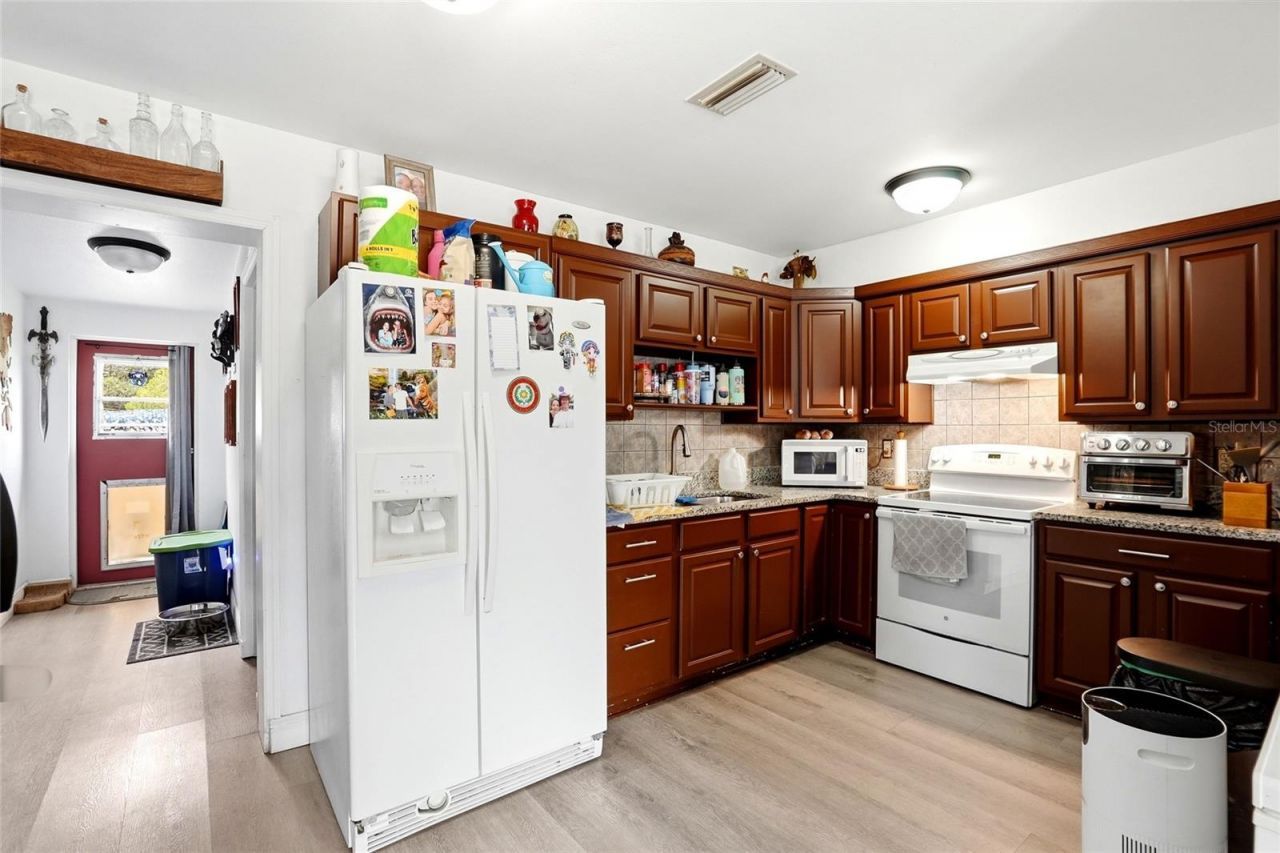 7301 8th Street N, Saint Petersburg, FL 33702 Photo