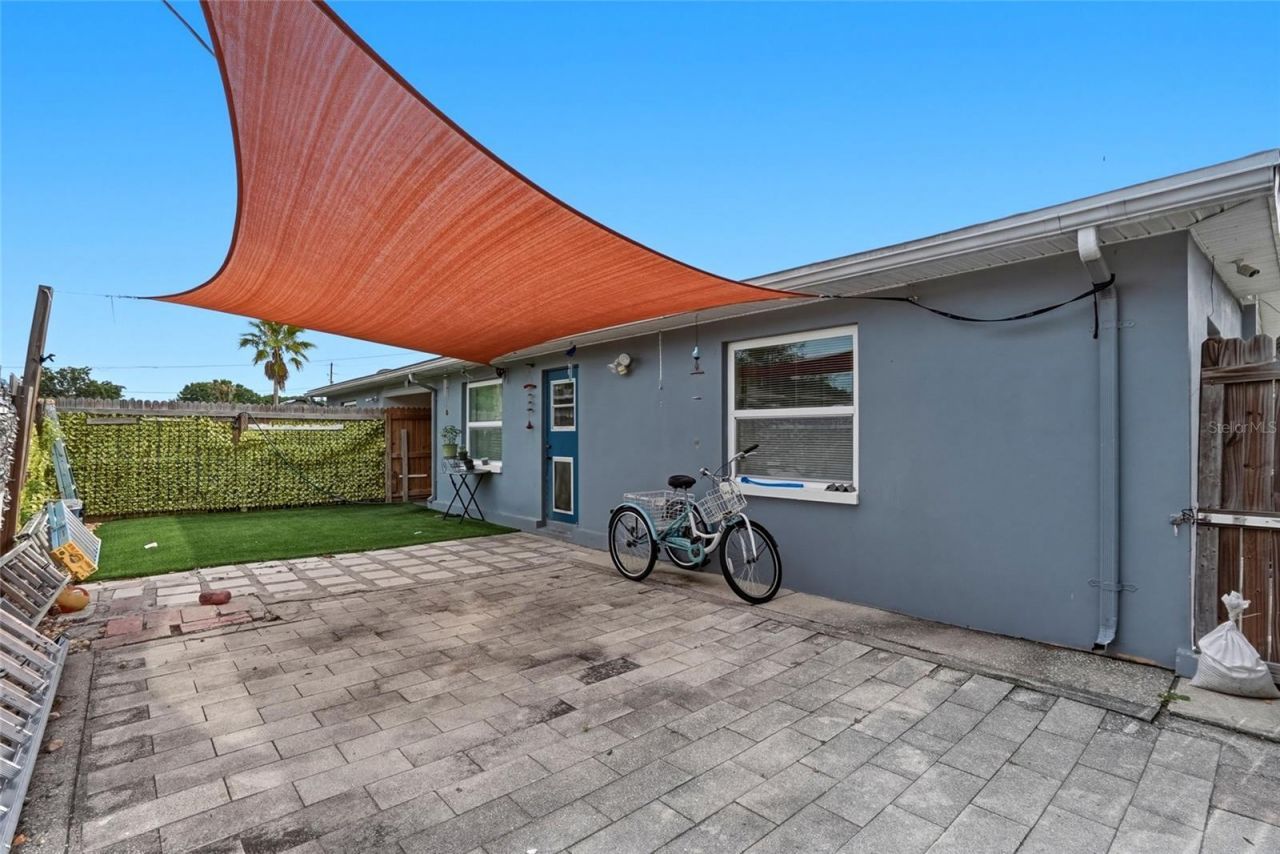 7301 8th Street N, Saint Petersburg, FL 33702 Photo