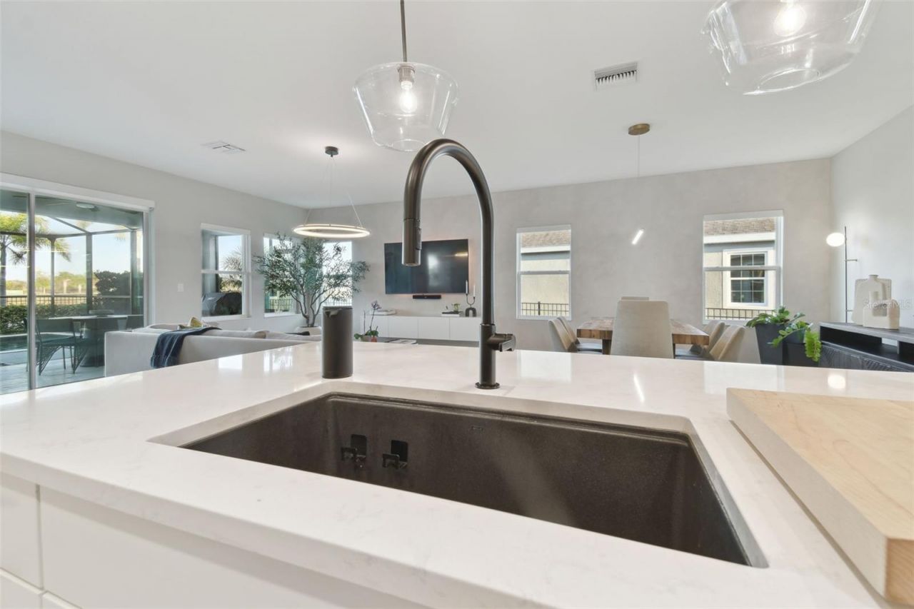5424 Silver Sun Drive , Apollo Beach, FL 33572 Photo