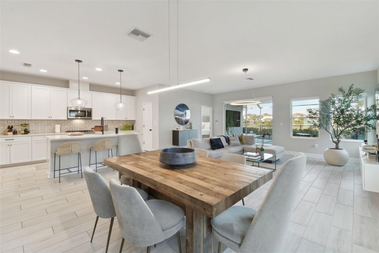 5424 Silver Sun Drive , Apollo Beach, FL 33572 Photo