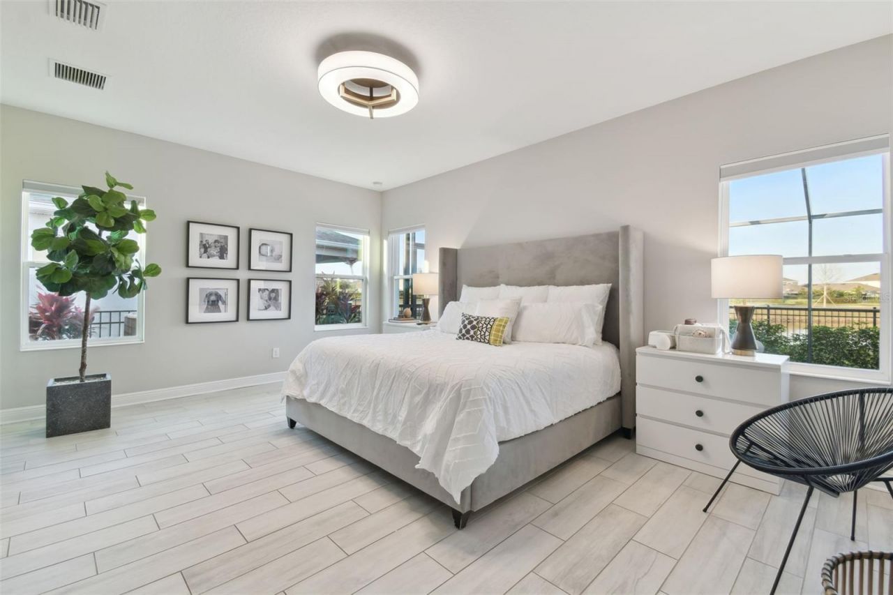 5424 Silver Sun Drive , Apollo Beach, FL 33572 Photo