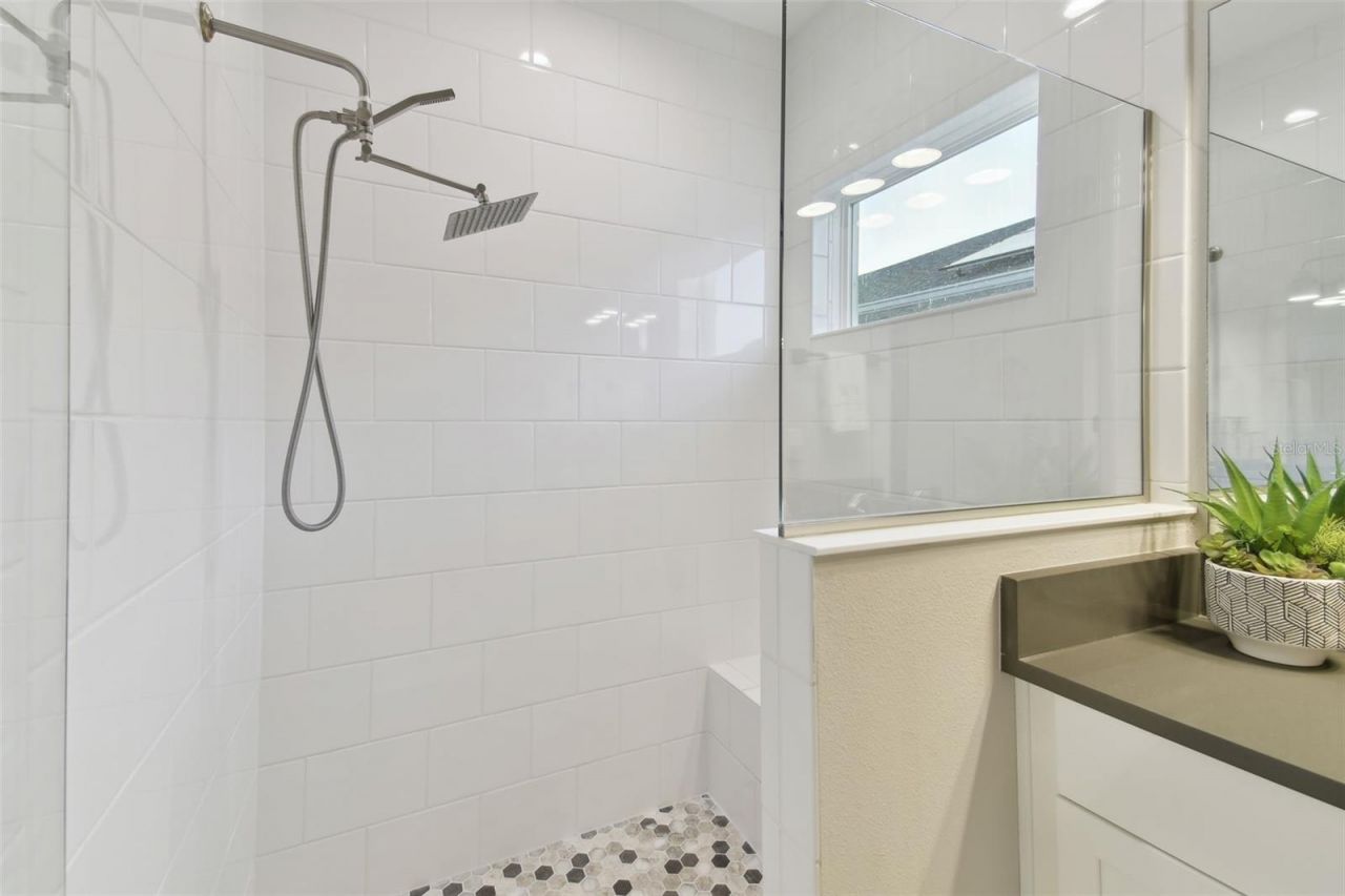 5424 Silver Sun Drive , Apollo Beach, FL 33572 Photo