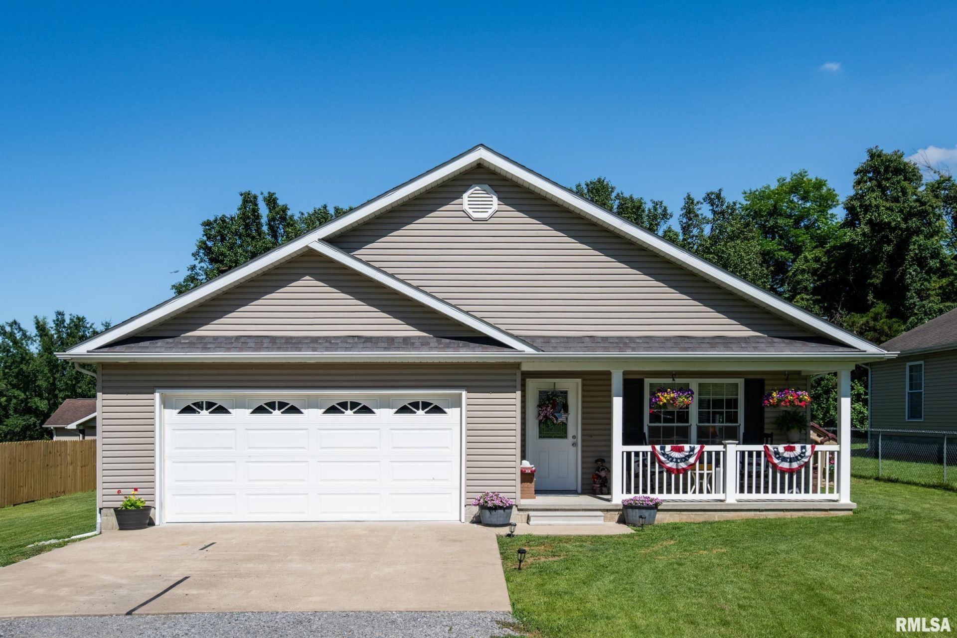 703a Mulberry Street, Goreville, IL 62939 Main Photo