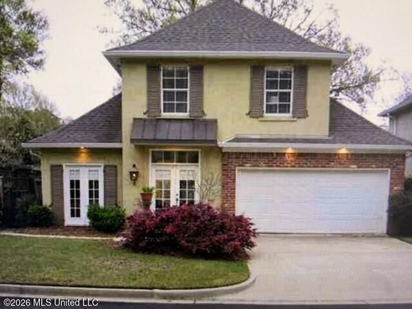 12 Ashton Gardens Drive, Jackson, MS 39211