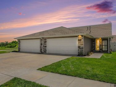 9015 Buckshot Road, Lincoln, NE 68507