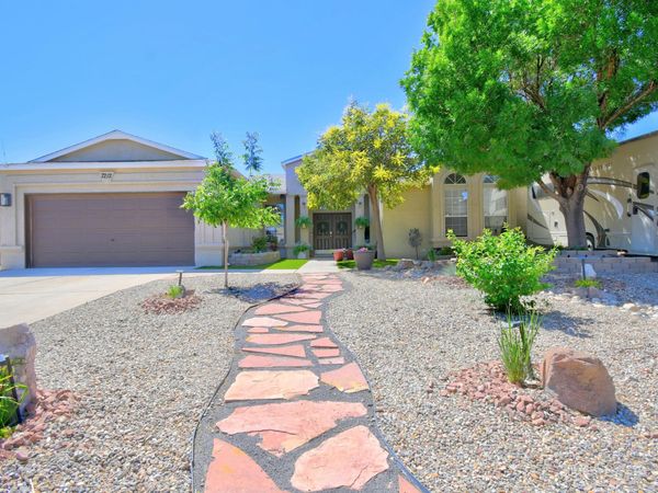 7212 Spruce Mountain Loop NE, Rio Rancho, NM 87144