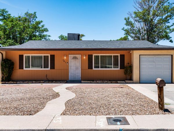 761 Jewel Place NE, Albuquerque, NM 87123