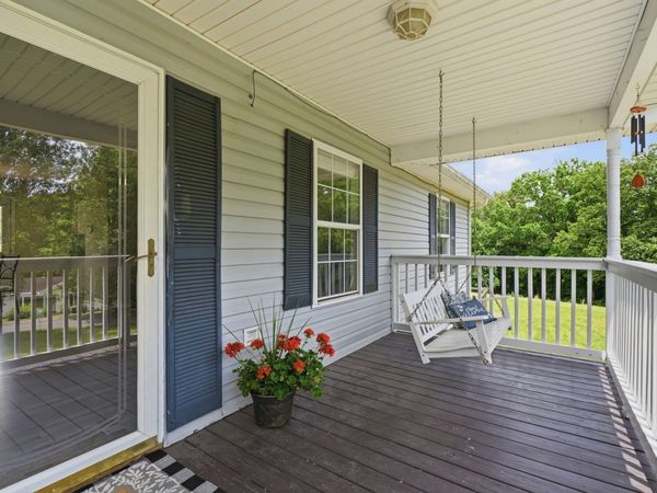 3166 Burr Rd , Springfield, TN 37172