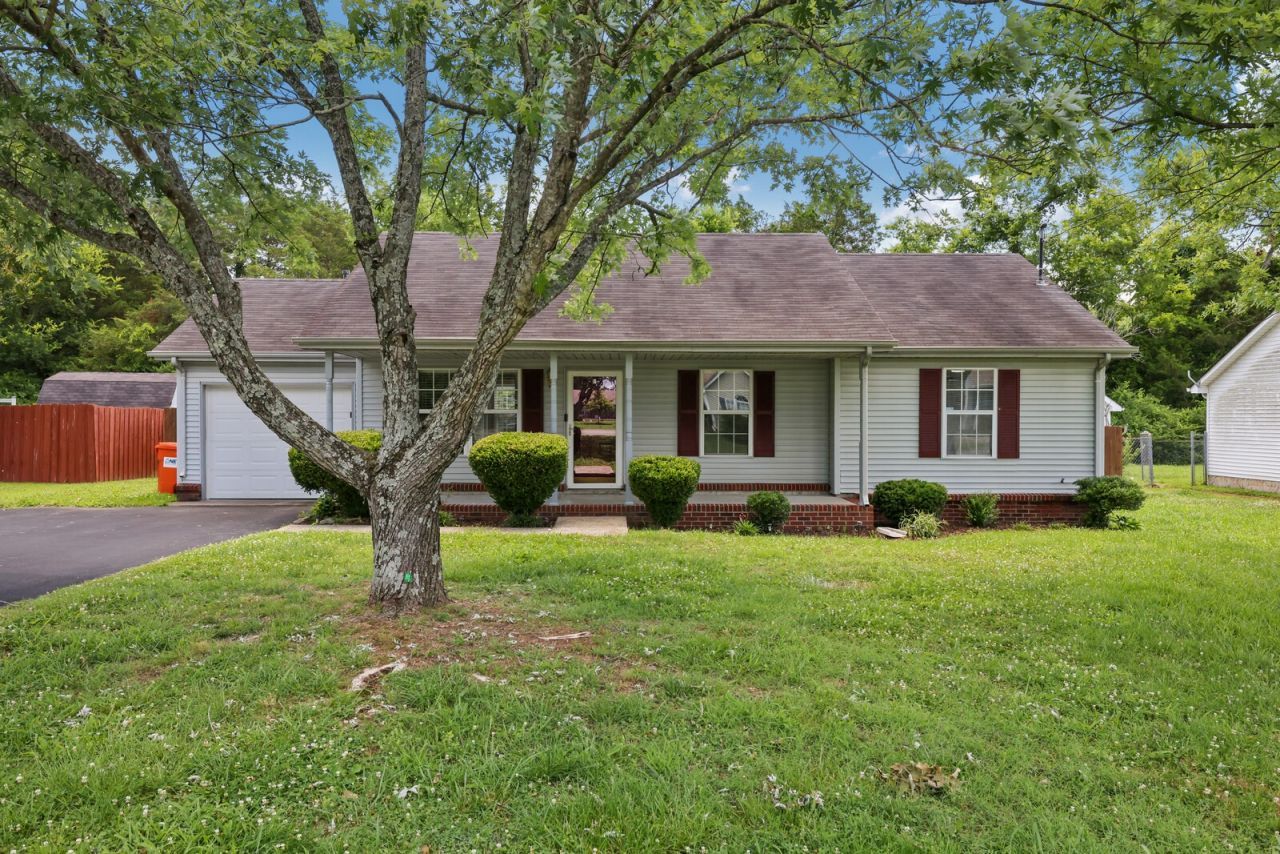 712 Mason Tucker Dr, Smyrna, TN 37167 Main Photo