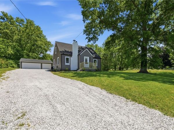 951 Bey Road , Akron, OH 44312