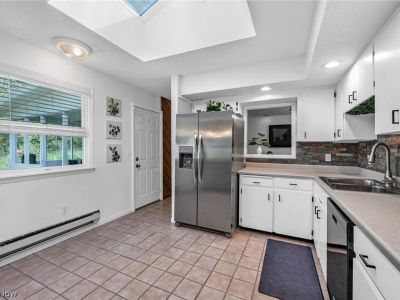 130 Graybark Lane, Amherst, OH 44001 Photo 11