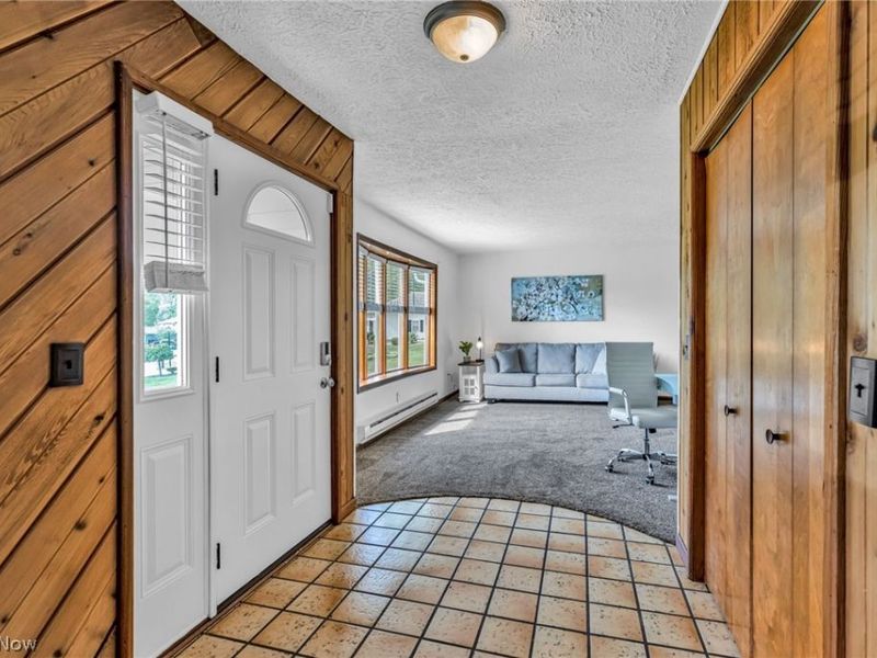 130 Graybark Lane, Amherst, OH 44001 Photo 6