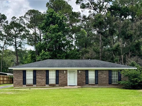 5039 Meadow Gay Drive , Mobile, AL 36619
