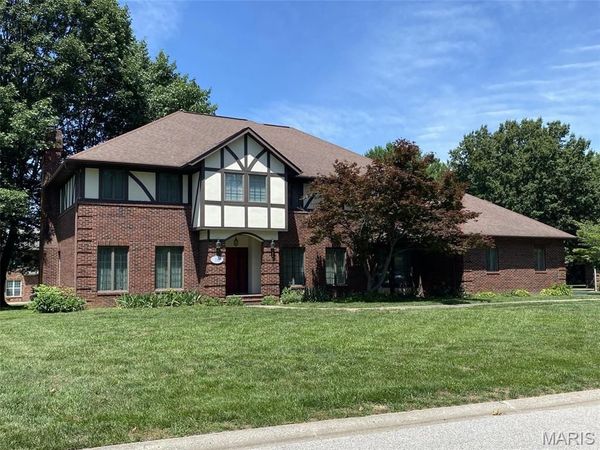 116 Red Fox Road , Belleville, IL 62223