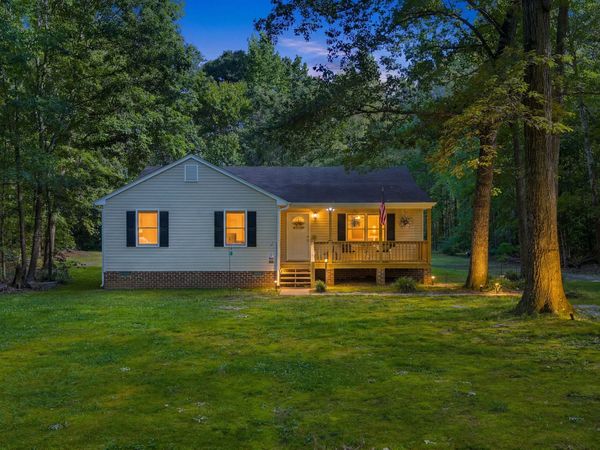 5820 Cattail Road , Charles City, VA 23230