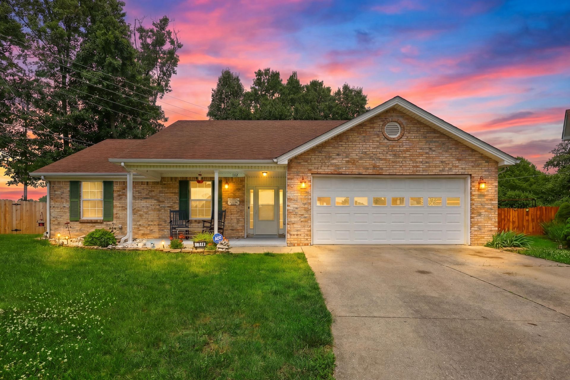 1112 Wood Glen Drive, Frankfort, KY 40601 Main Photo