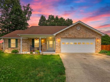 1112 Wood Glen Drive, Frankfort, KY 40601