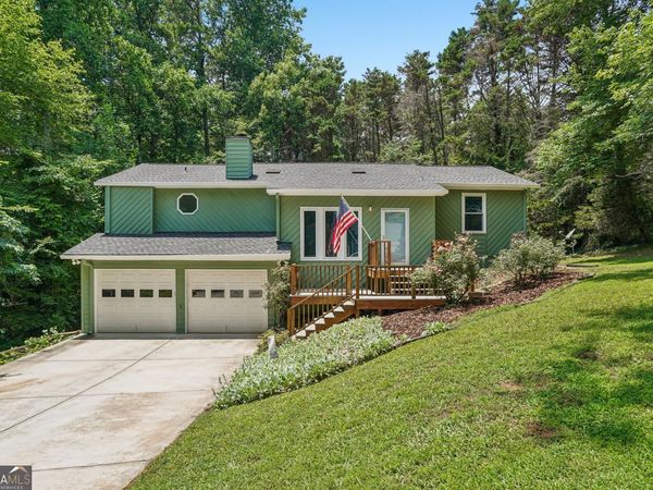 659 Sunshine Trace NW, Acworth, GA 30102