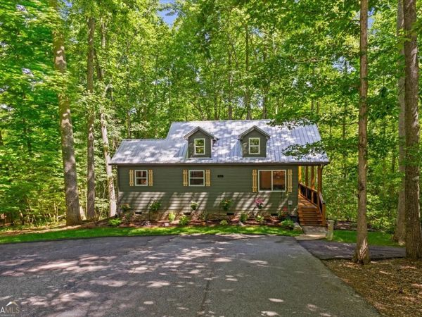 27 Village Way, Blairsville, GA 30512