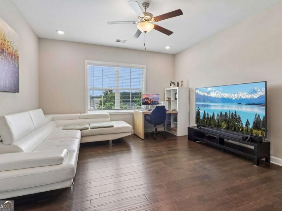 Property Image 31