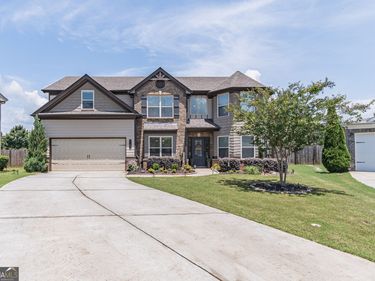 5703 Shore Isle Court, Flowery Branch, GA 30542