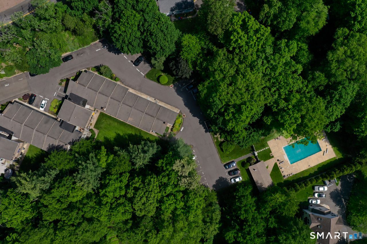 100 Wolfpit, Unit 14, Norwalk, CT 06851 Main Photo