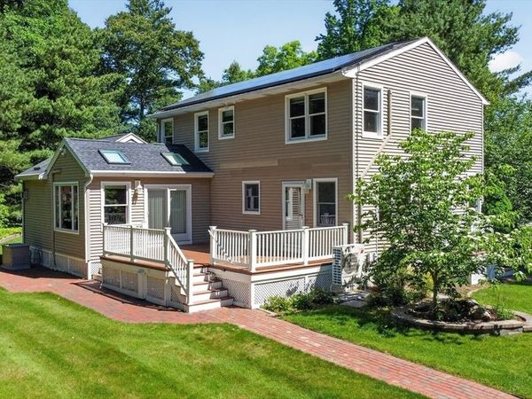 111 North St, Grafton, MA 01519