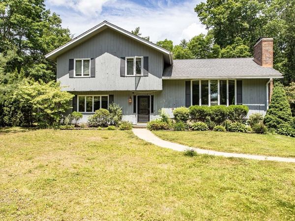 18 Annasnappitt Dr, Plympton, MA 02367