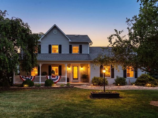 39 CRANBERRY DR, STUARTS DRAFT, VA 24477