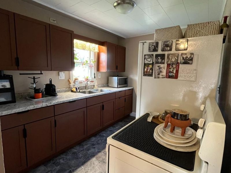 400 Clinton Avenue, Tiffin, OH 44883 Photo 6