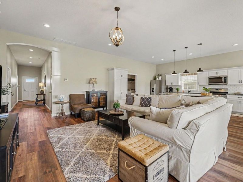 137 Centennial Drive, Bellevue, OH 44811 Photo 7