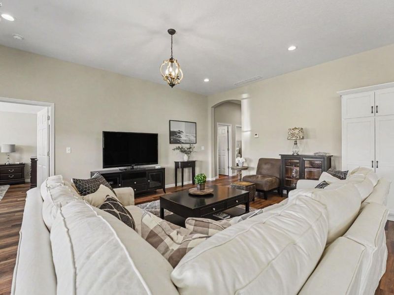 137 Centennial Drive, Bellevue, OH 44811 Photo 9