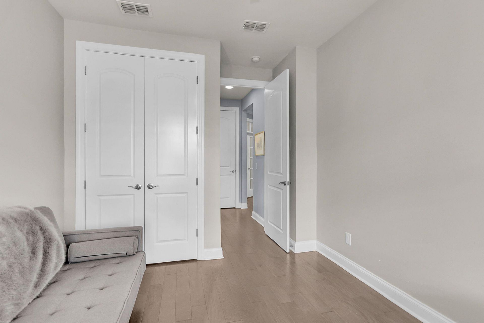 310 Fish Creek Court Photo 12