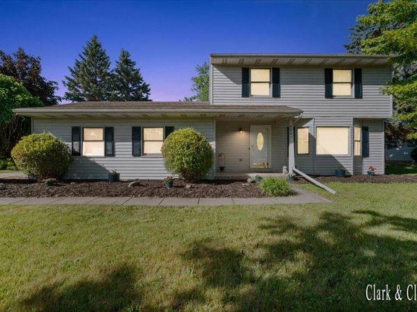 5001 Westhaven Boulevard, Lansing, MI 48917