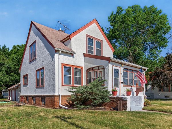 556 5th Avenue S, South Saint Paul, MN 55075