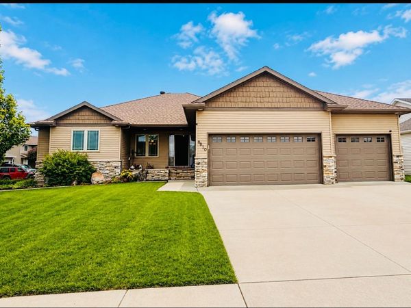 6810 24 Street S, Fargo, ND 58104