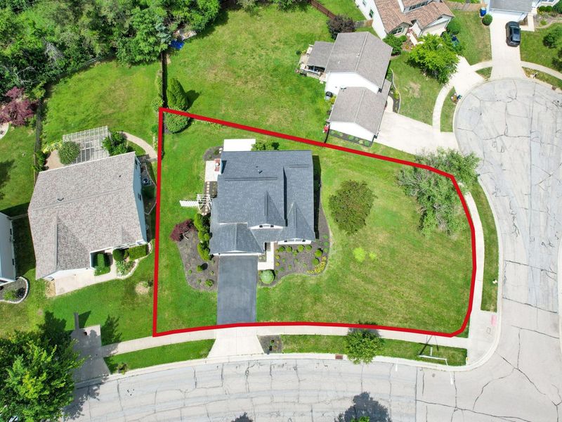 3320 Lindstrom Drive , Columbus, OH 43228 Photo 11
