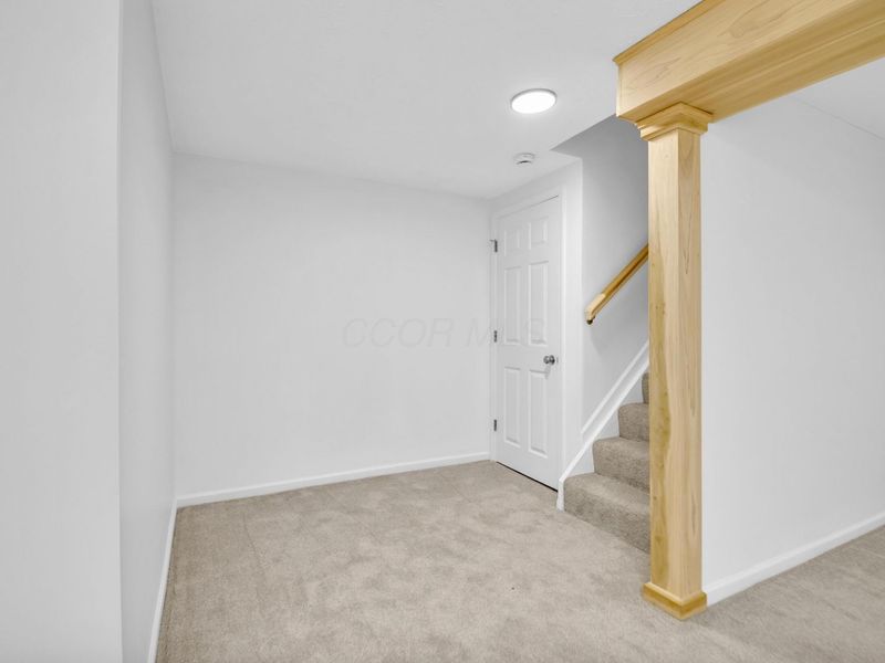 3320 Lindstrom Drive, Columbus, OH 43228 Photo 53