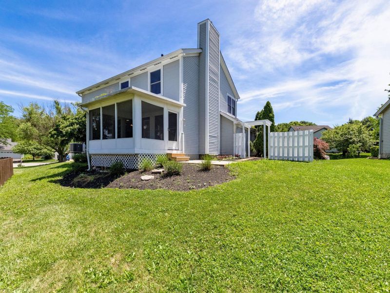 3320 Lindstrom Drive , Columbus, OH 43228 Photo 7
