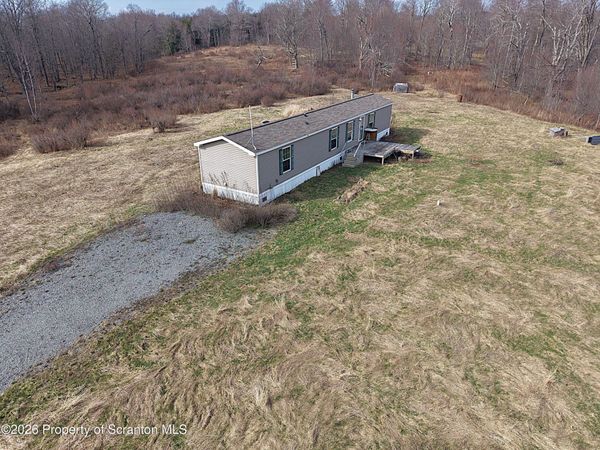 65 Ross Hill Road, Thompson, PA 18465