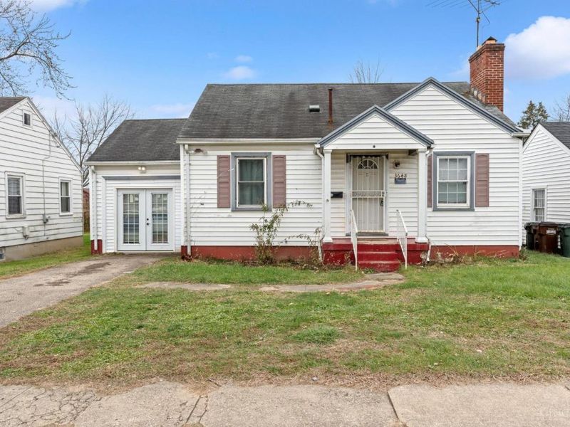 3648 W Siebenthaler Avenue, Dayton, OH 45406 Photo 2