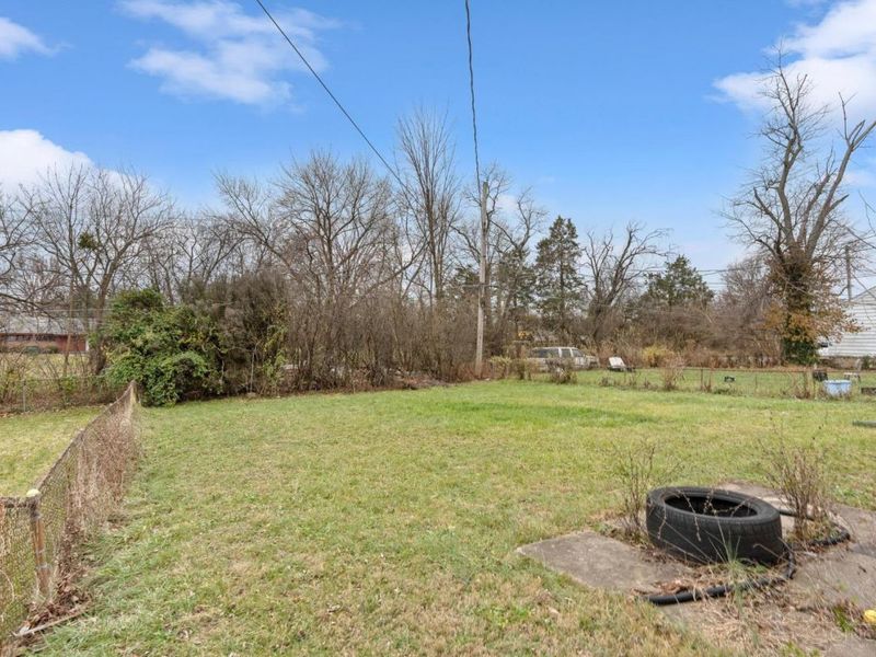 3648 W Siebenthaler Avenue, Dayton, OH 45406 Photo 5